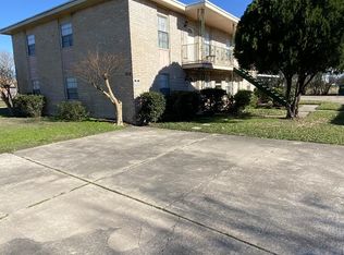 910 Simpson Rd APT A, Victoria, TX 77904