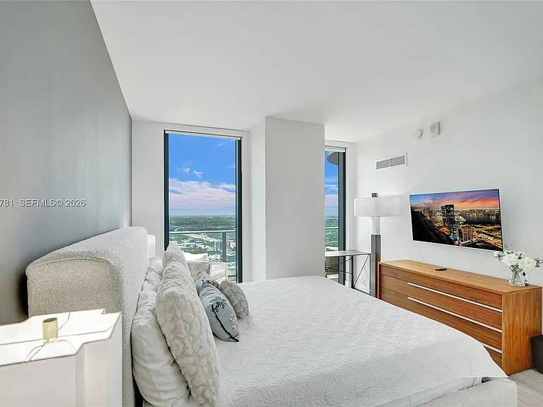 121 NE 34th St #2809 — Photo 11
