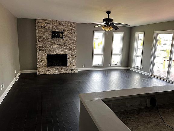 5th image of 8244 N Birch Dr