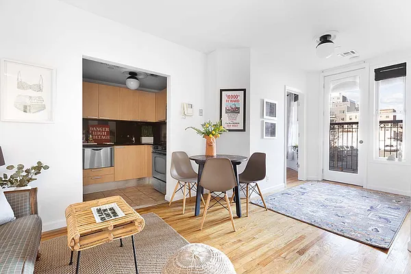 Sold by Compass | media 1