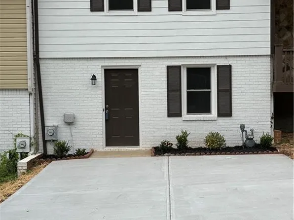 2290 Salt Springs Pl, Austell, GA 30168