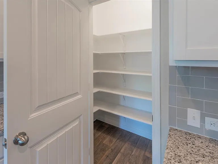 6621 Kildare Dr — Photo 11
