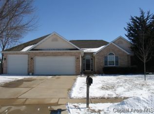 2816 Hastings Rd, Chatham, IL 62629