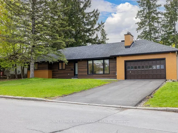 180 Roger Rd, Ottawa, ON K1H 5C8