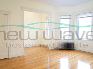 100 Queensberry St APT 2, Boston, MA 02215