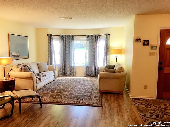 4th image of 2813 Redriver Creek Dr