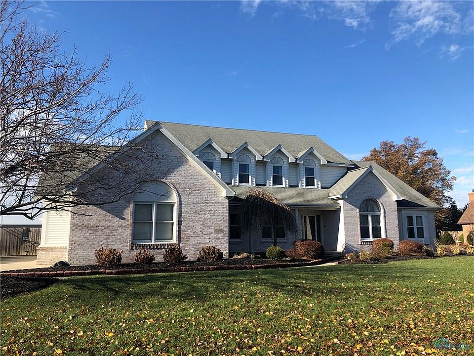 1st image of 325 Wolf Creek Ct