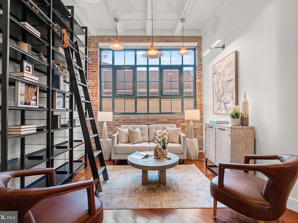 1st image of 1701 Kalorama Rd NW APT 207