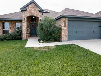 303 Pebble Loop Dr, Navasota, TX, 77868