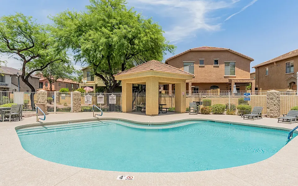 2150 E Bell Rd #1108