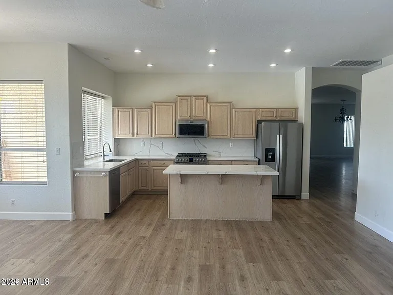 3160 S Greythorne Way — Photo 3