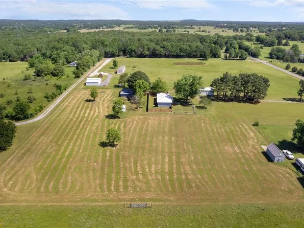608 S Peaceable Rd, McAlester, OK 74501