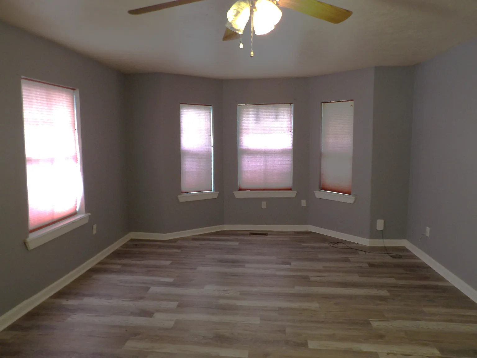 3 bed, 1.5 bath, 1820 sqft, $1,395 — Photo 4