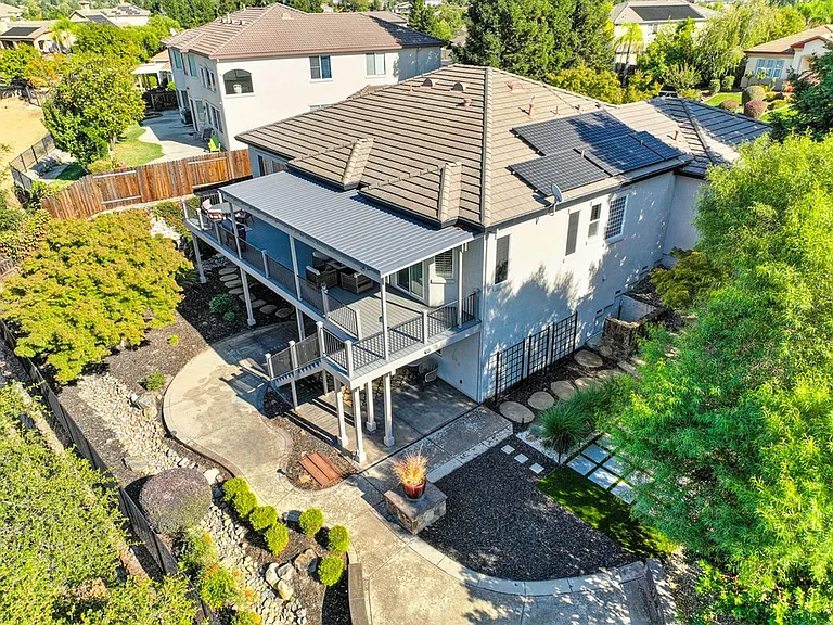 7029 Pembroke Way — Photo 115