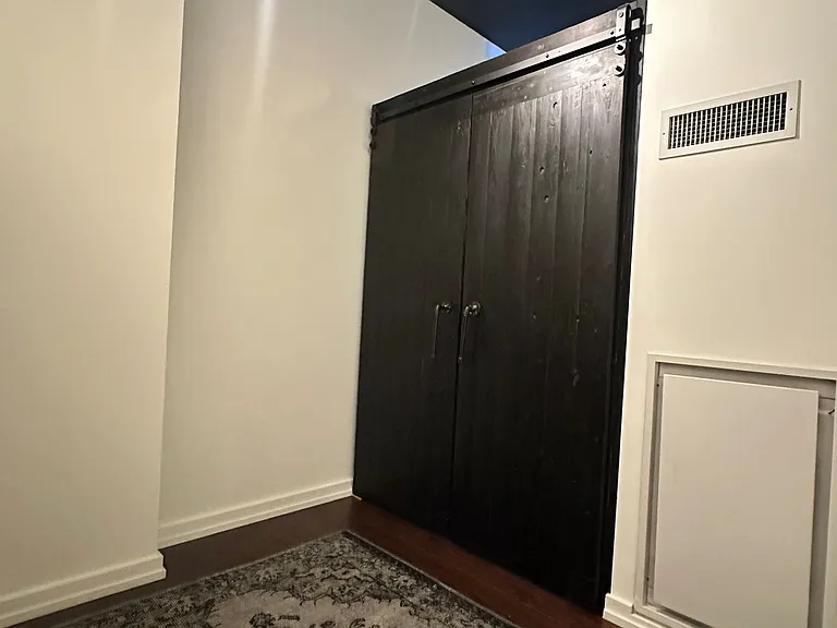 43 Hanna Ave #708 — Photo 17