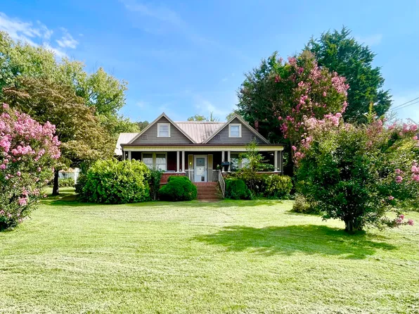 1125 Forest St, Greeneville, TN 37743
