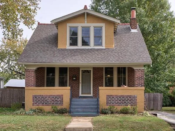 2240 Yale Ave, Saint Louis, MO 63143