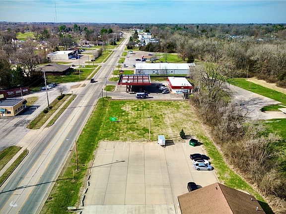 5th image of 1665 S Taylorville Rd