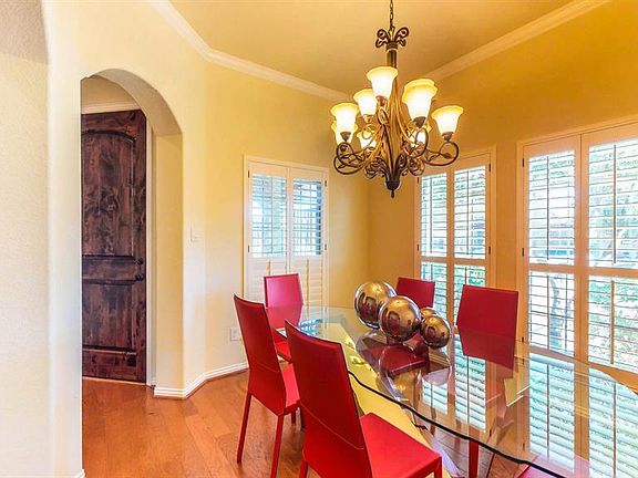 5th image of 2118 Landers Dr