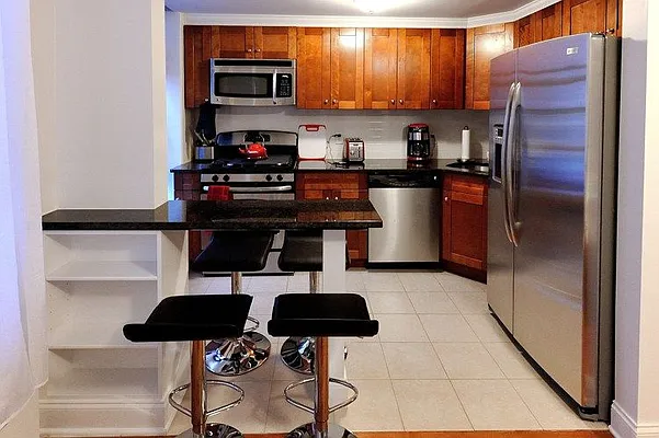 Rented by Eisenberg Exclusives | media 31