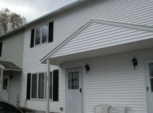 29 Dorr Dr, Rutland, VT 05701