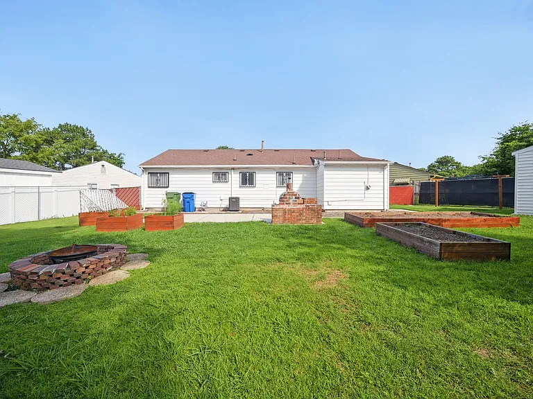 2504 Tait Ct — Photo 5