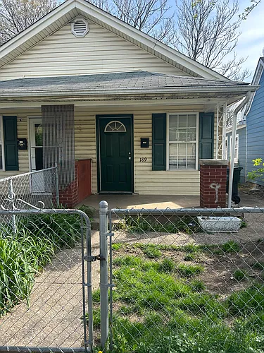 187 E 7th St #2 Photo 1