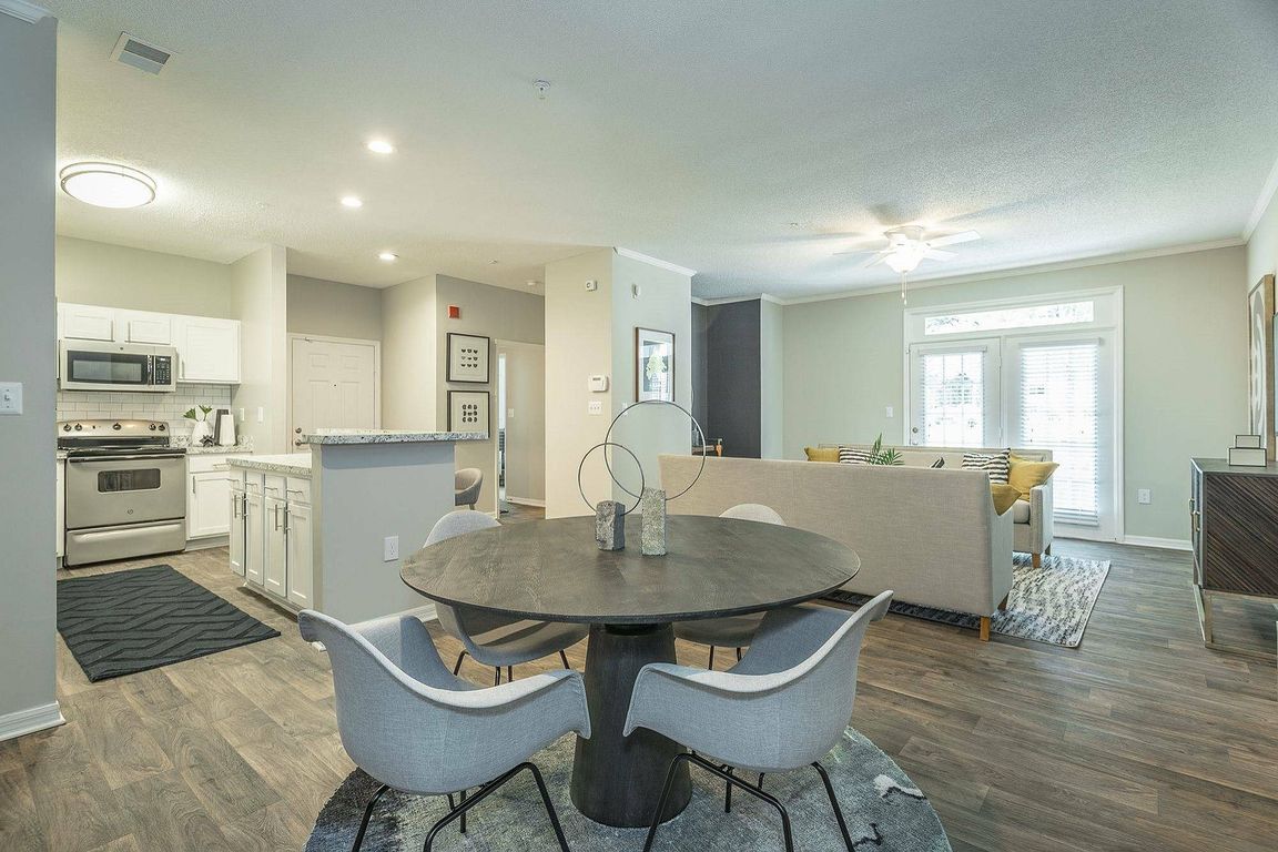 Experience contemporary dining in the beautifully designed dining room at Avenues of Kennesaw.