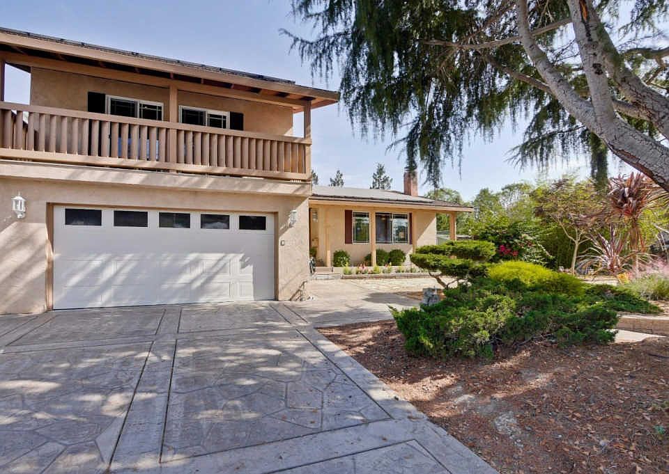 1st image of 737 Chopin Dr