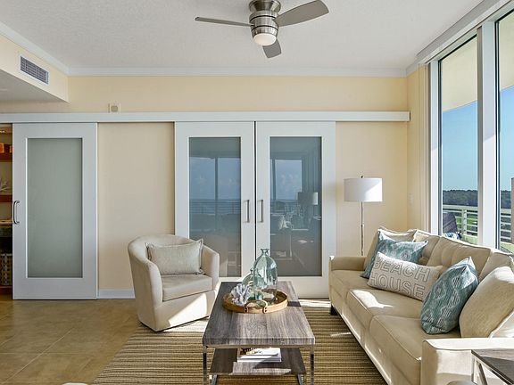 5th image of 2060 Beach Blvd