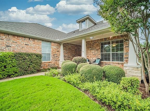 2nd image of 384 Pebble Beach Dr