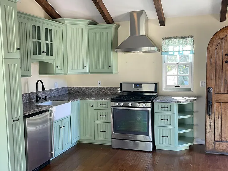 5668 Jumilla Ave #1 — Photo 3