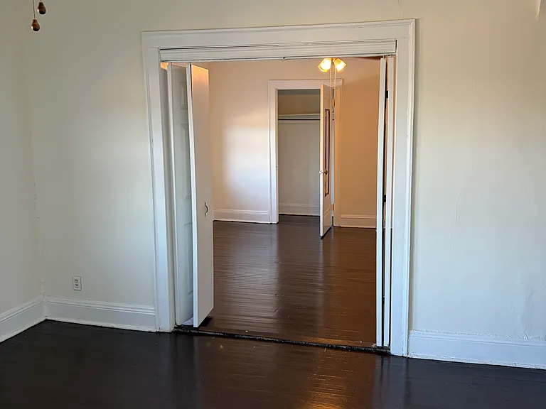 2808 Mayfield Rd #302 — Photo 5