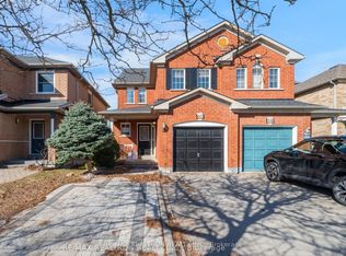 60 Harmony Rd, Vaughan, ON L4K5G4