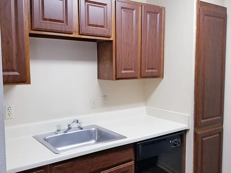 Chappell Hill Apartments — Photo 27