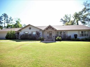 2100 Country Club Rd, Tupelo, MS 38804