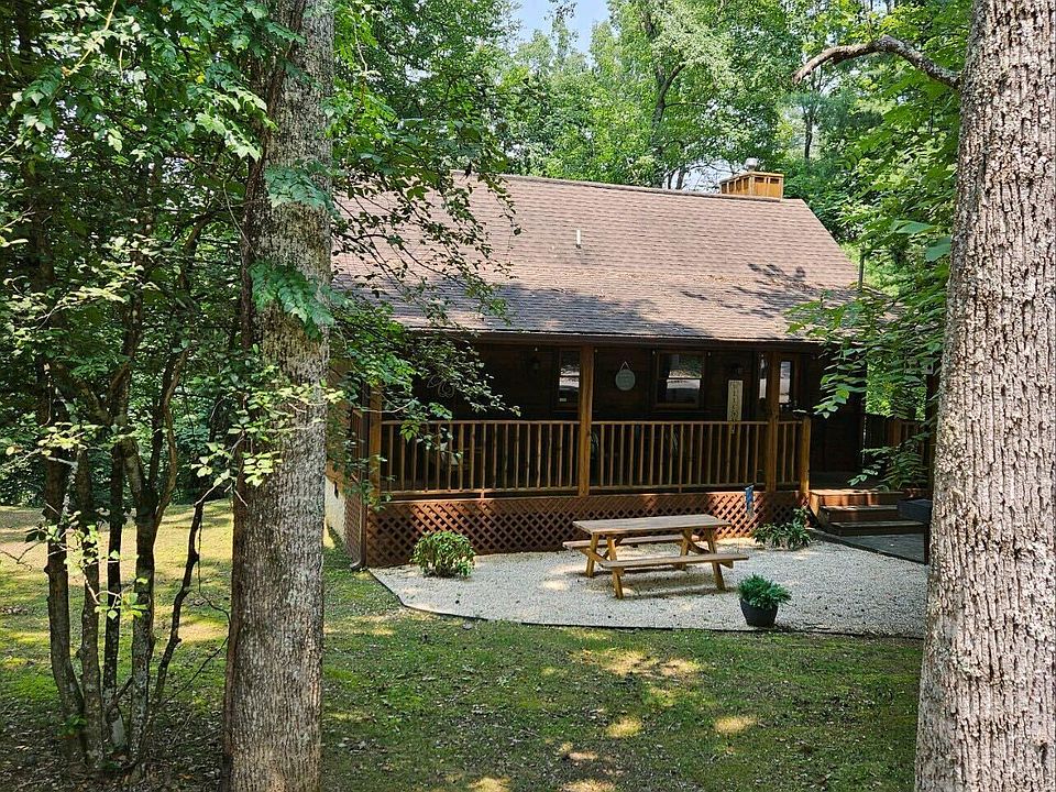 3210 Priscilla Hgts Ln, Pigeon TN 37862 Zillow