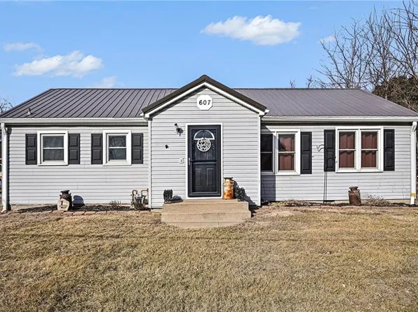 607 W Us Highway 71, Savannah, MO 64485