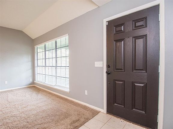 5th image of 18154 Brooknoll Dr