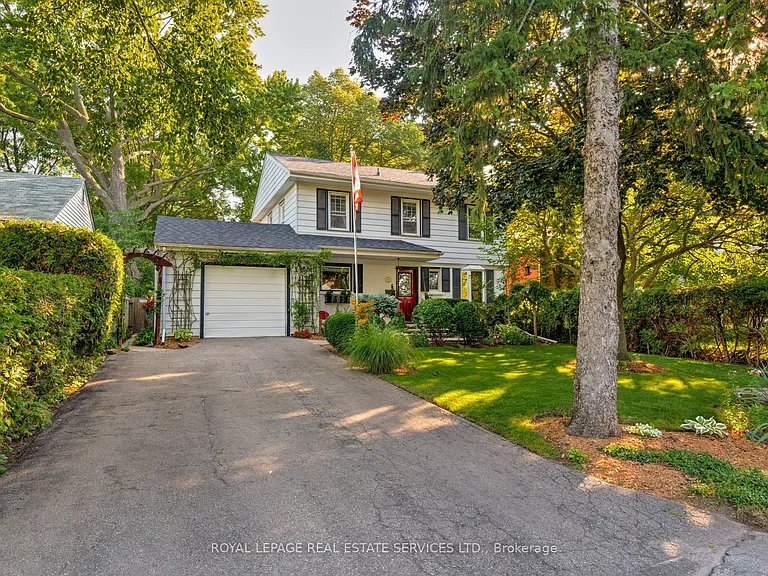 145 Suffolk Ave — Photo 3