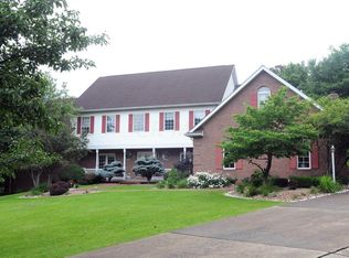 8896 Cedar Hills Rd, Cambridge, OH 43725