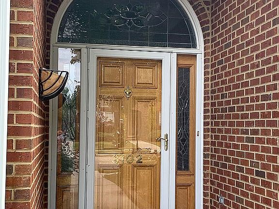 5th image of 3102 Shoreway Cir SE