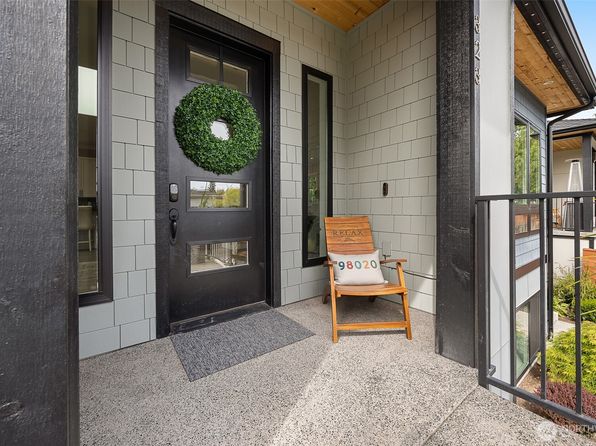 323 Daley Street, Edmonds, WA 98020