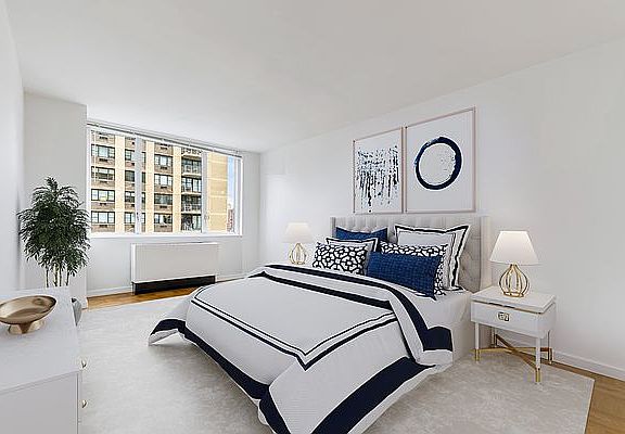 4th image of 401 E 80th St APT 25B