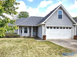 2414 Autumn Ridge Dr SW, Huntsville, AL 35803