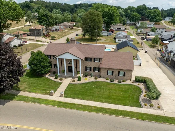 1359 3rd St NW, New Philadelphia, OH 44663