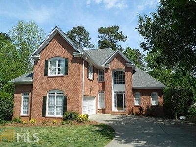 745 Heathland Dr, Roswell, GA, 30075