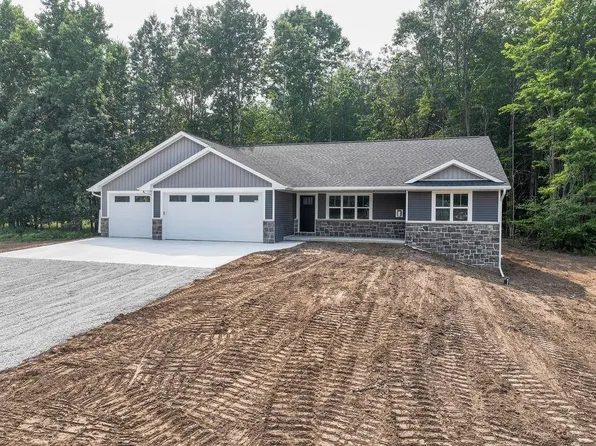 253 Shady Lawn Ct, Sobieski, WI 54171