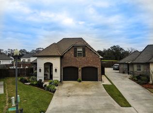 418 Habitat Ridge Dr, Broussard, LA 70518