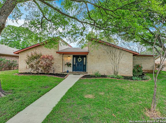 2nd image of 13742 Castle Grove Dr